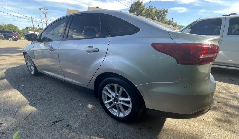 
								2016 Ford Focus full									