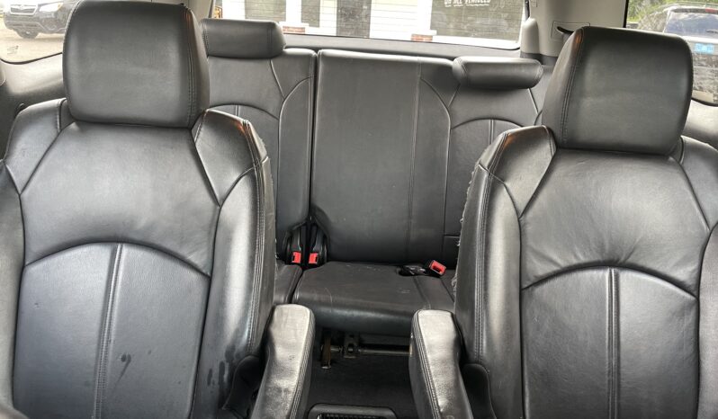 
								2012 GMC Acadia full									