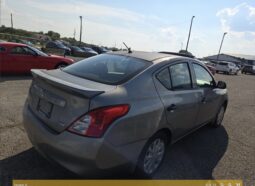 
										2014 Nissan Versa S Plus full									