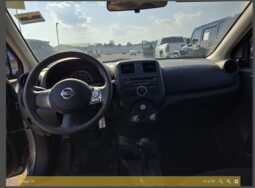 
										2014 Nissan Versa S Plus full									