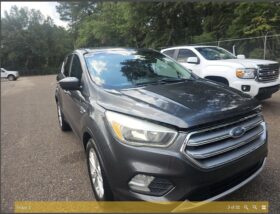 2017 Ford Escape SE