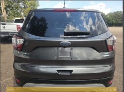 
										2017 Ford Escape SE full									
