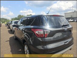 
										2017 Ford Escape SE full									