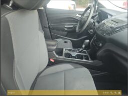 
										2017 Ford Escape SE full									