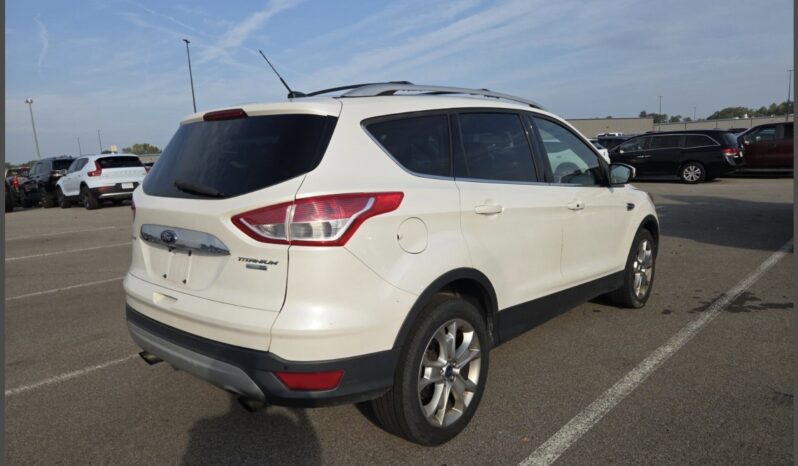 
								2015 Ford Escape Titanium full									