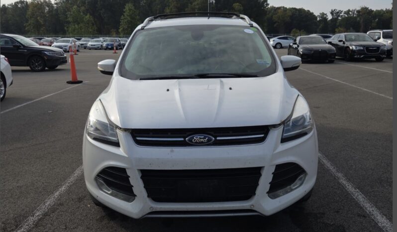 
								2015 Ford Escape Titanium full									