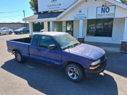
										2002 Chevy S-10 LS full									