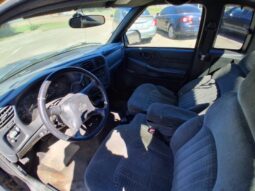 
										2002 Chevy S-10 LS full									