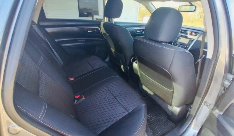 								2016 Nissan Altima 2.5 SV full									