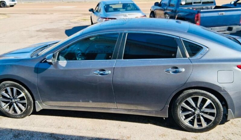 								2016 Nissan Altima 2.5 SV full									