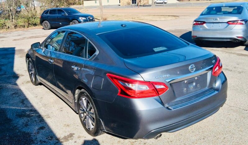 								2016 Nissan Altima 2.5 SV full									