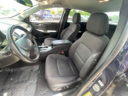 										2017 Chevrolet Malibu Hybrid full									
