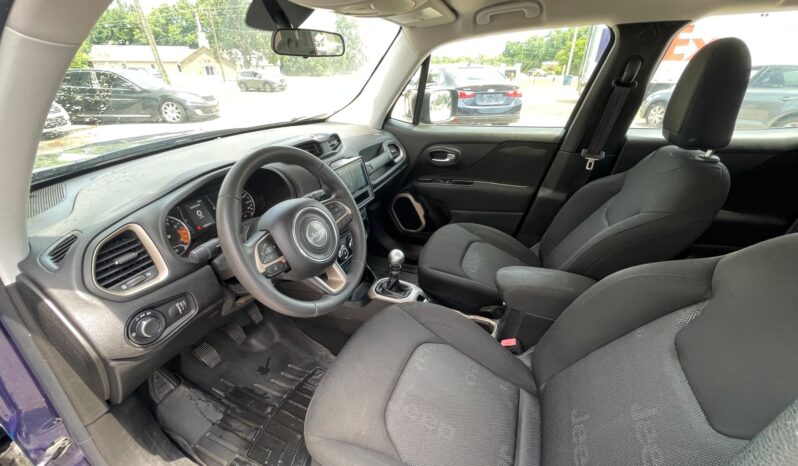 								2016 Jeep Renegade full									