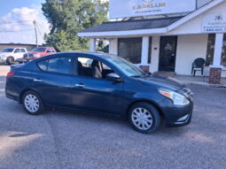 										2017 Nissan Versa full									