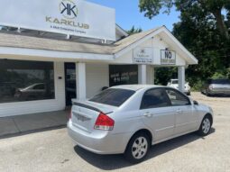 										2007 Kia Spectra full									