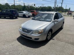 										2007 Kia Spectra full									