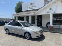 										2007 Kia Spectra full									