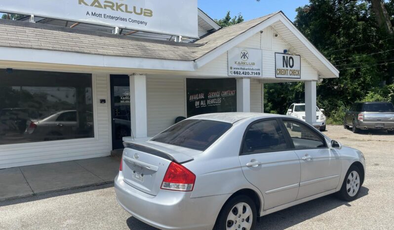 								2007 Kia Spectra full									