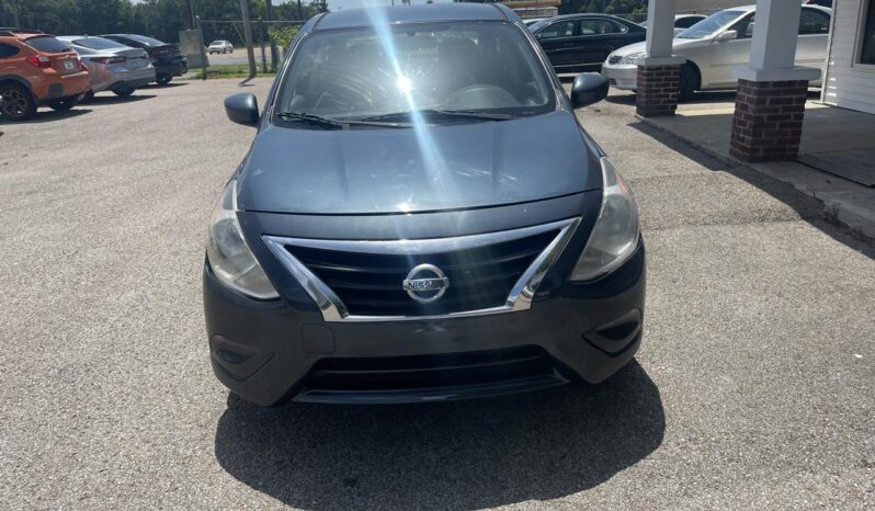 								2017 Nissan Versa full									