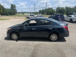 										2017 Nissan Versa full									