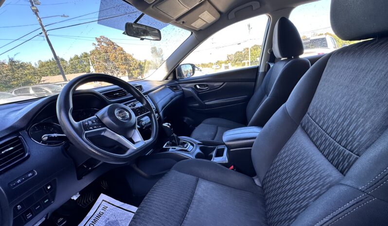								2018 Nissan Rogue full									