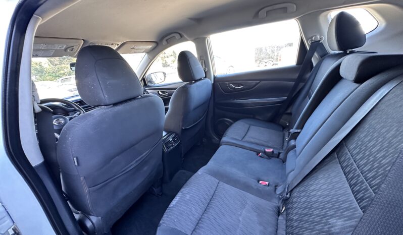 								2018 Nissan Rogue full									